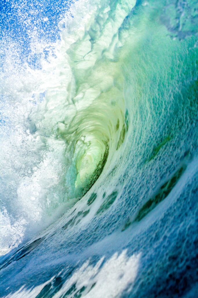 Breaking waves by Mark Harpur